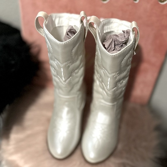NEW!!! Children’s Cowboy Boots - Picture 4 of 5
